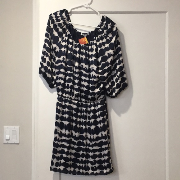 Collective Concepts Dress - Picture 1 of 1